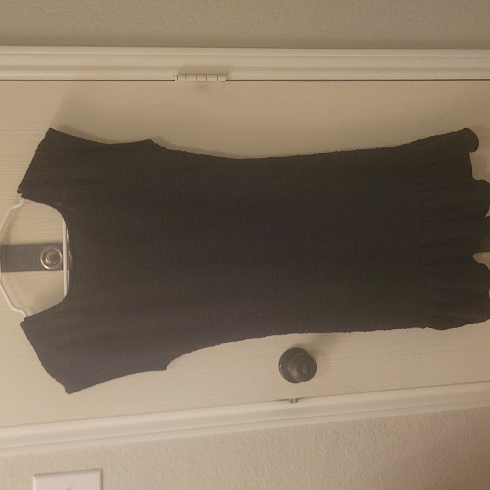 Dress - Picture 6 of 6
